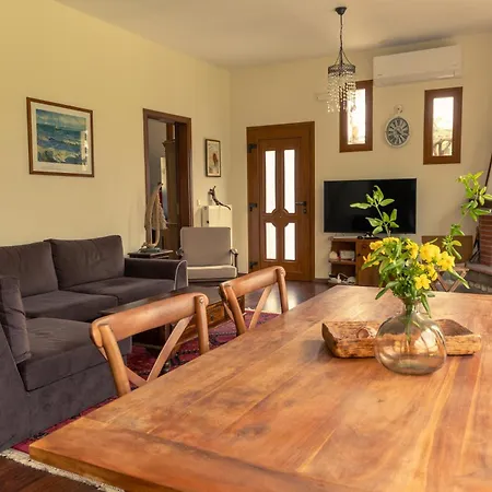 Friendhouse * Agios Andreas (East Macedonia)